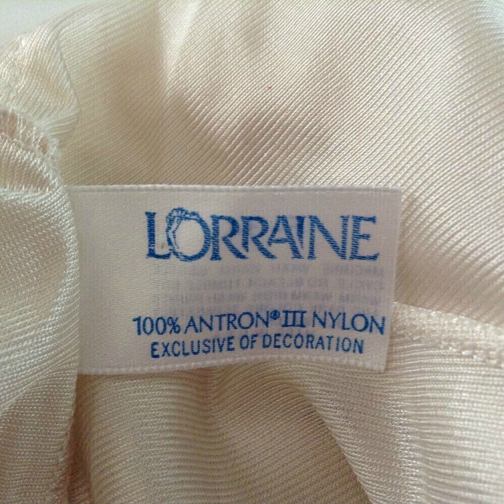 Vtg. Lorraine Full Slip Ivory Nylon Antron III Size 34 - Picture 4 of 5